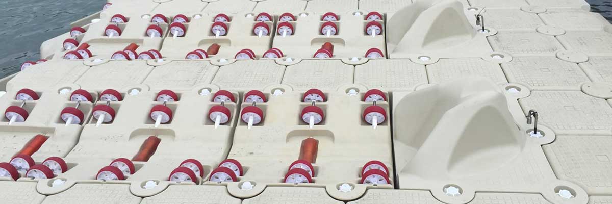 piattaforma galleggiante per alaggio gommoni