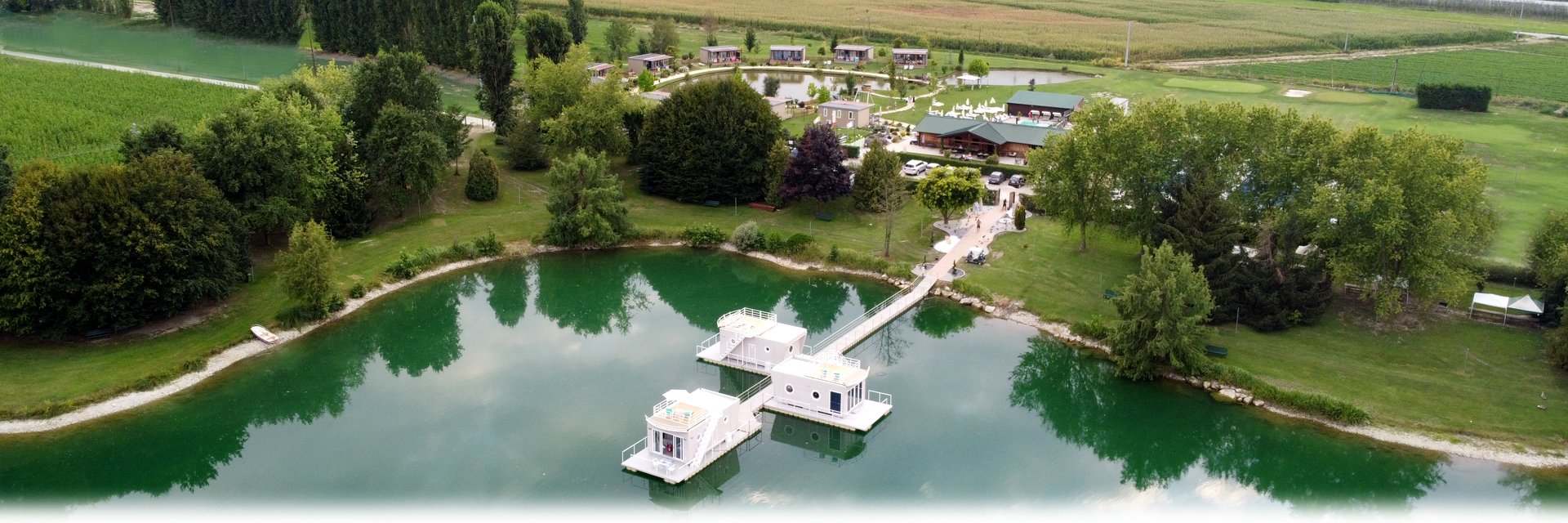 Dettaglio costruttivo piattaforma per house boat